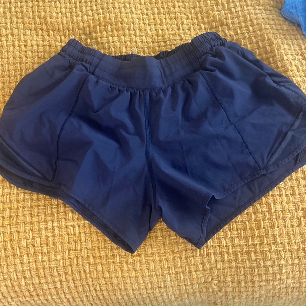 Size 8 lululemon hotty hot shorts